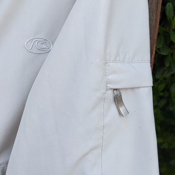 Men's Quicksilver zip front jacket.  Size Small - Picture 6 of 11